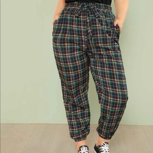 Plaid Print Tapered Pants